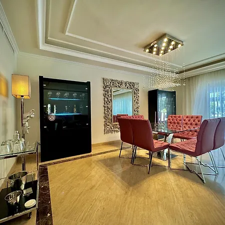 Embrujo Banus By Homing בית נופש *