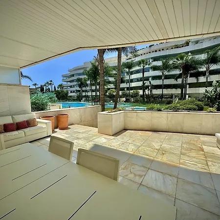Embrujo Banus By Homing *
