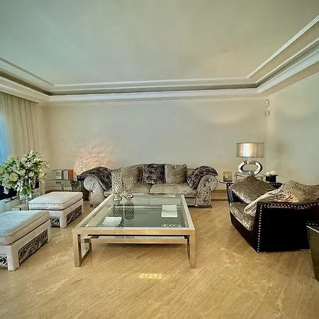 Embrujo Banus By Homing מארבלה