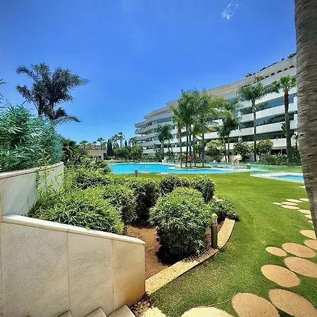 Embrujo Banus By Homing בית נופש
